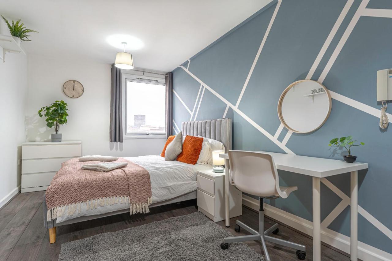 Jkg Property Solutions Presents Cosy City Apartment Coventry Dış mekan fotoğraf