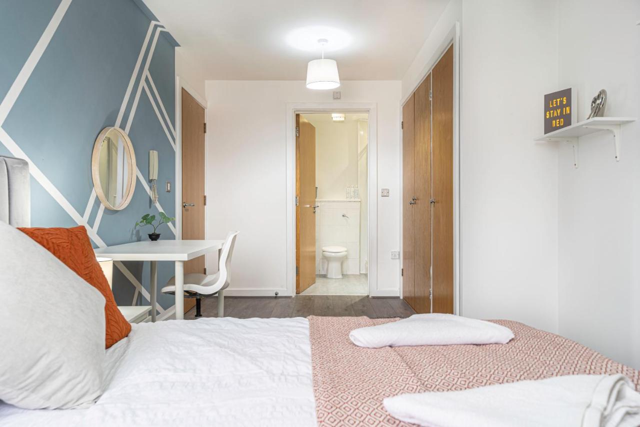 Jkg Property Solutions Presents Cosy City Apartment Coventry Dış mekan fotoğraf