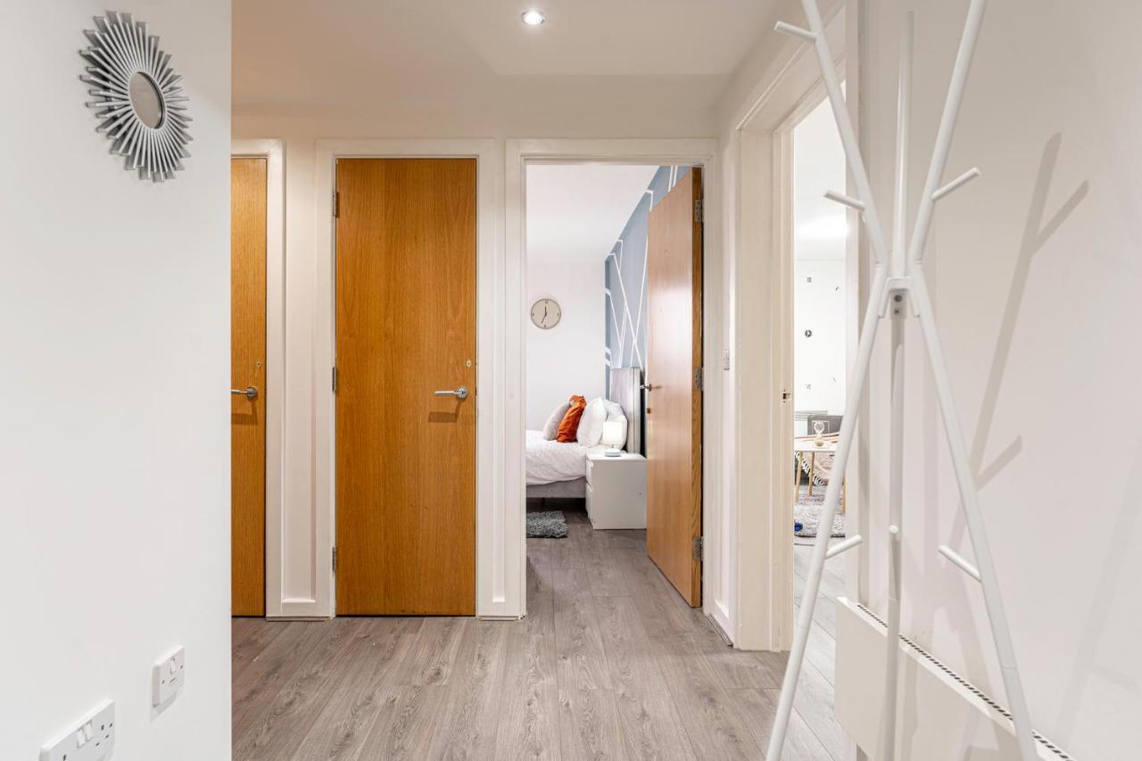 Jkg Property Solutions Presents Cosy City Apartment Coventry Dış mekan fotoğraf