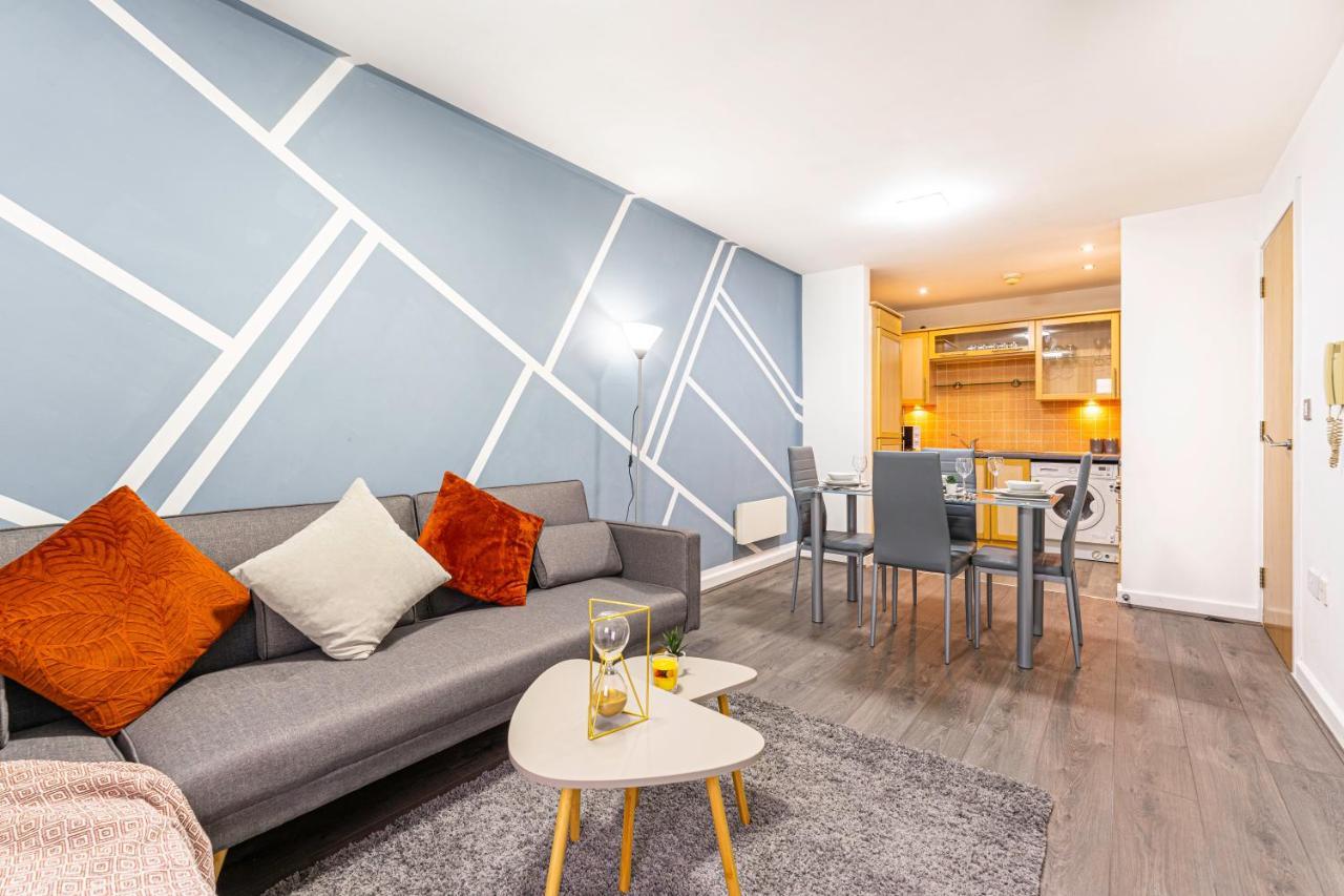 Jkg Property Solutions Presents Cosy City Apartment Coventry Dış mekan fotoğraf