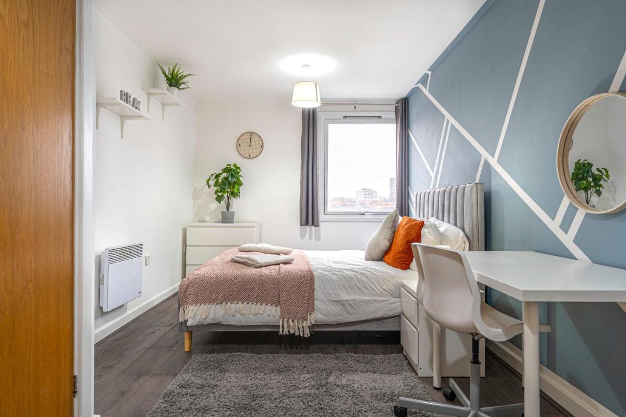 Jkg Property Solutions Presents Cosy City Apartment Coventry Dış mekan fotoğraf